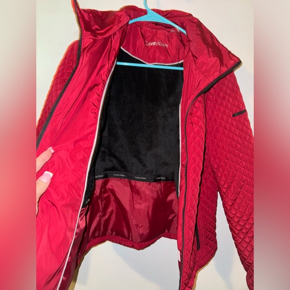 Calvin Klein - Picture 2 of 8